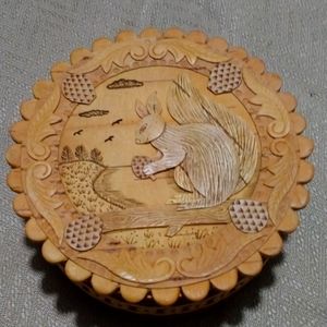 Handmade Squirrel Design Birch Bark Trinket Box